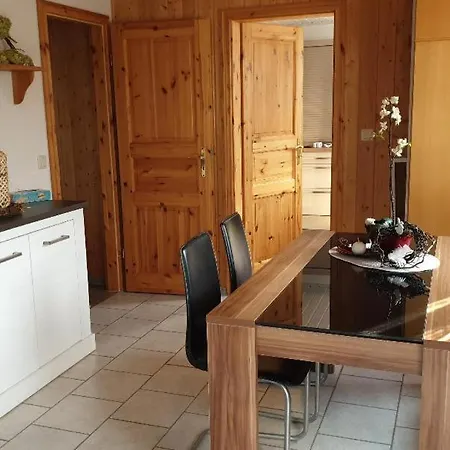 Ferienhaus-am-scharmuetzelsee Sauna, Pool & Badezuber Σπίτι διακοπών *