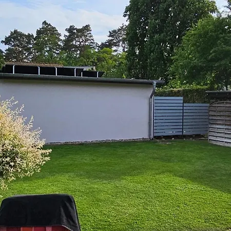 Σπίτι διακοπών Ferienhaus-am-scharmuetzelsee Sauna, Pool & Badezuber *