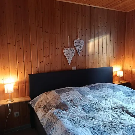 بيت للعطل Ferienhaus-am-scharmuetzelsee ويندستش ريتز